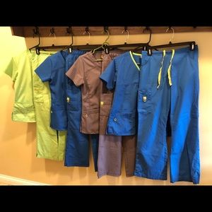 4 pairs of WonderWink Scrubs